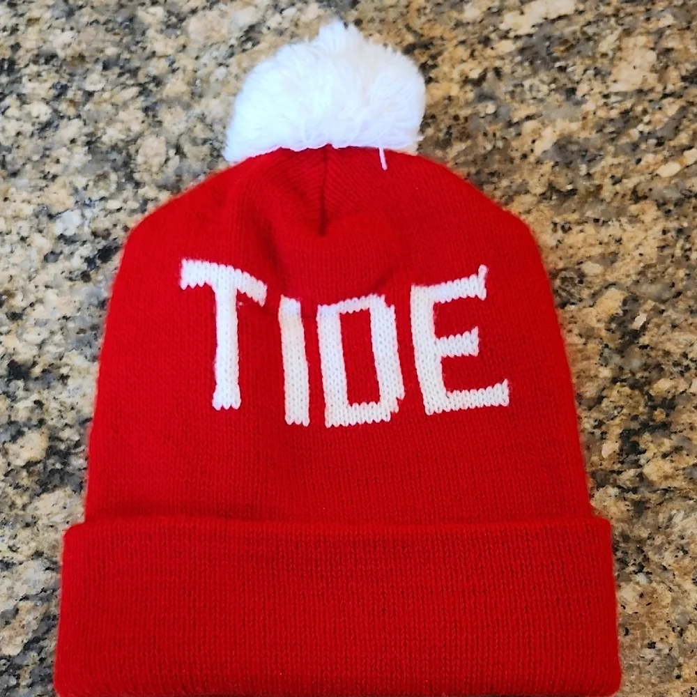 Alabama Beanie with White Pom‎ Pom